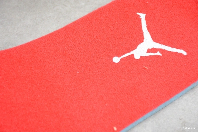 Cheap TBK Cement Red 3 CK5692-600 Air Jordan 0704
